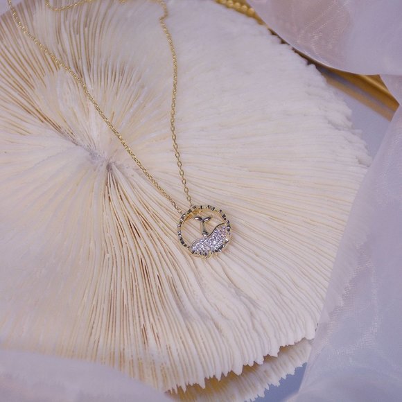 NEW 14K Gold Plated Diamond Mermaid Necklace a - Picture 10 of 11